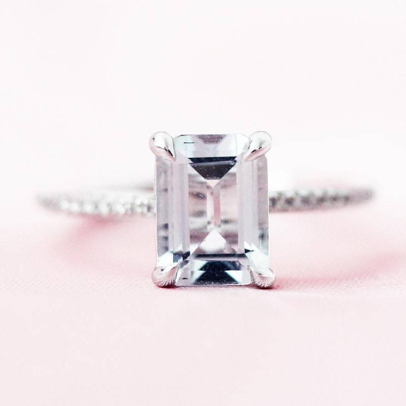 März Birthstone 6x8mm Smaragd Geschnitten Vs Licht Blau Aquamarin Verlobungsring Massiv 14K Weißgold Ring Diamant Brautring Versprechen R von WFHomeElements
