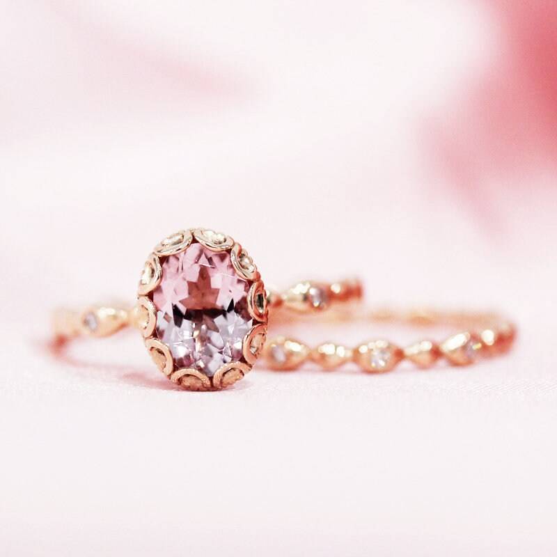 Vintage-Design 6x8mm Oval Geschnitten Natürlichen Morganit Verlobungsring Massiv 14K Rose Gold Ehering Braut Set Jubiläumsring von WFHomeElements