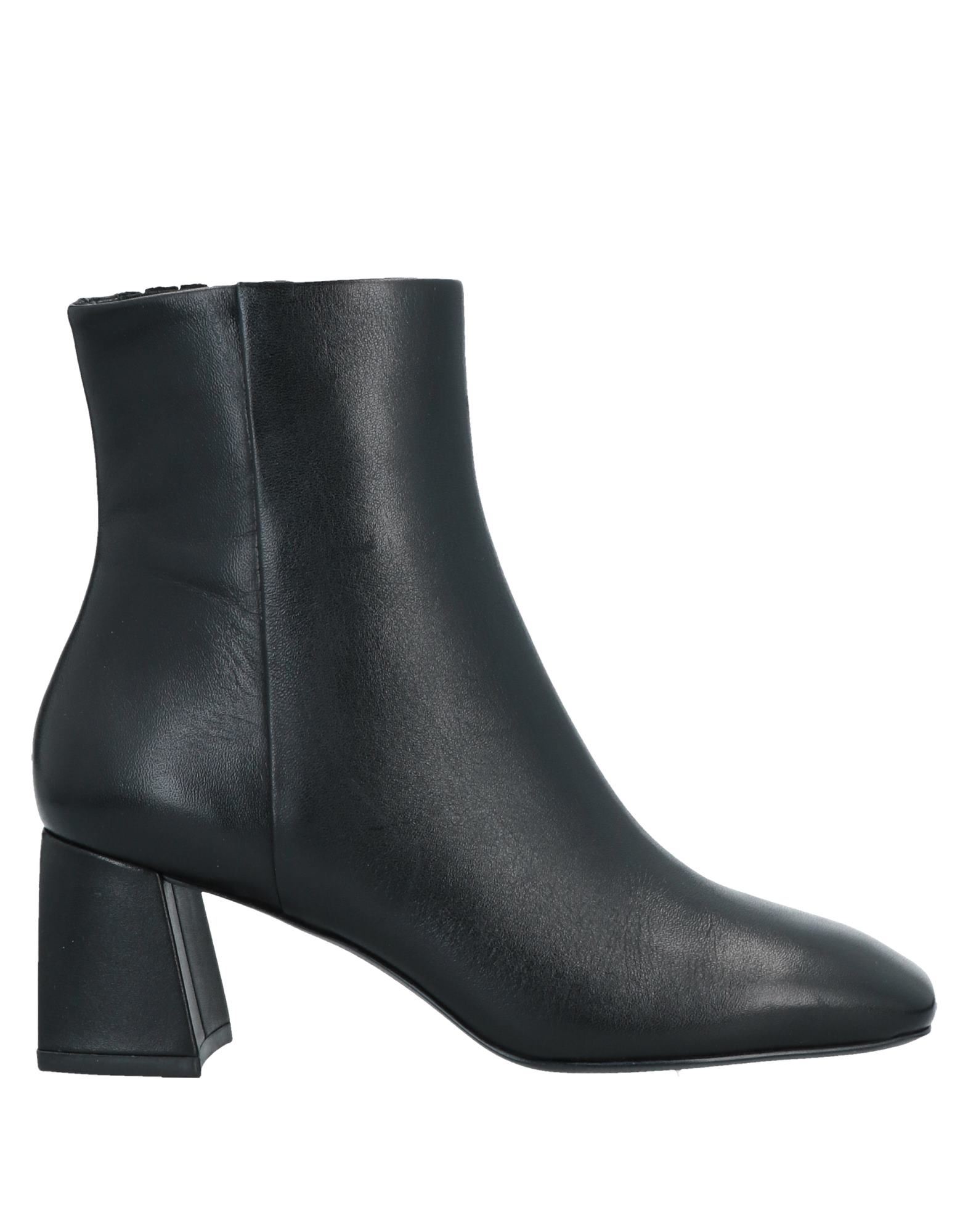 WHAT FOR Stiefelette Damen Schwarz von WHAT FOR