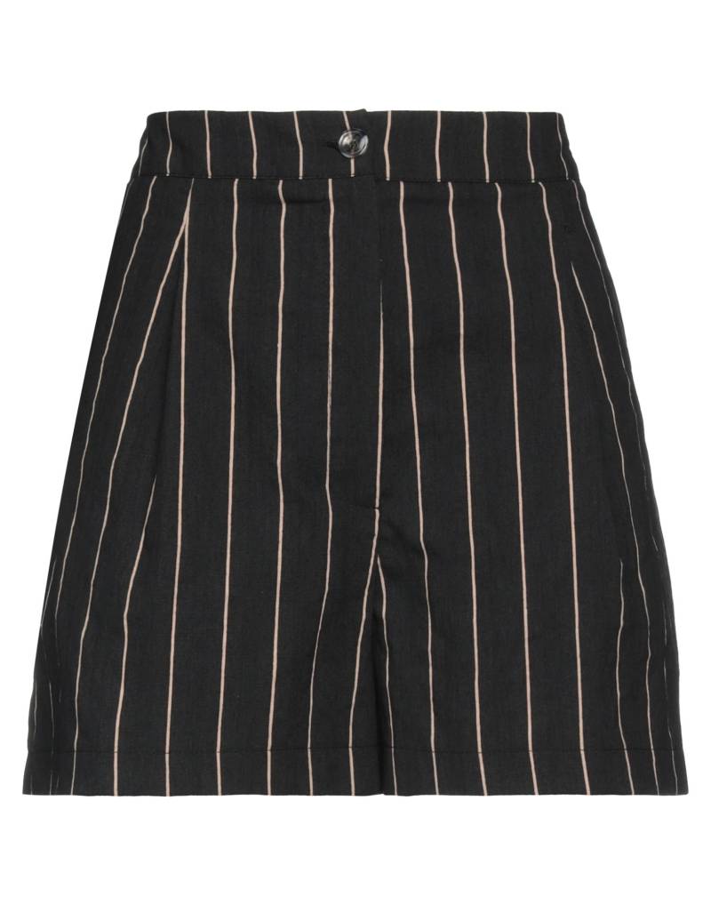 WHITE WISE Shorts & Bermudashorts Damen Schwarz von WHITE WISE