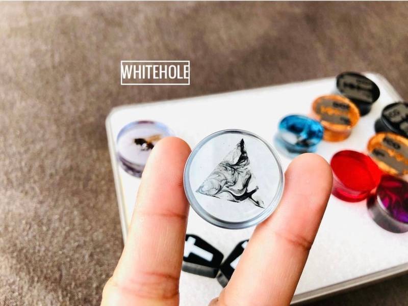 Plugs[Black Smoke-Dreieck]-Plugs Custom/Plugs Smoke/Plugs Resin von WHITEHOLEDESIGN