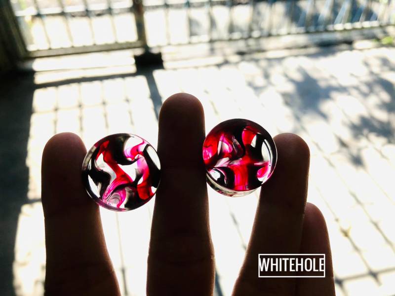 Plugs[Black&red Smoke]-Plugs Custom/Plugs Smoke/Plugs Resin von WHITEHOLEDESIGN