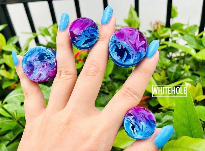 Plugs[Lila&blau/Weiß-Smoke]-Plugs Custom/Plugs Smoke/Plugs Resin von WHITEHOLEDESIGN