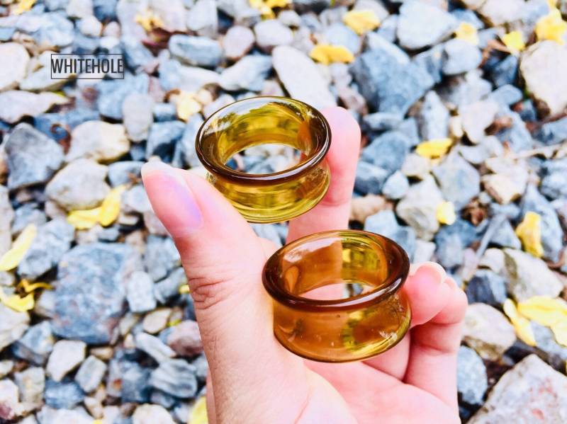 Tunnel Plugs[Hellbraun]-Plugs Custom/Plugs Smoke/Plugs Resin von WHITEHOLEDESIGN