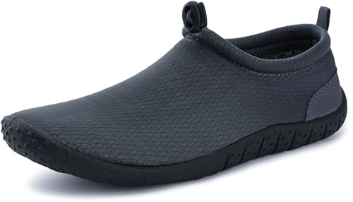 WHITIN Herren Wasserschuhe für Aquaschuhe Männer rutschfest Surfen Strandschuhe Surfschuhe Schwimmschuhe Badeschuhe Dunkelgrau Größe 44 von WHITIN