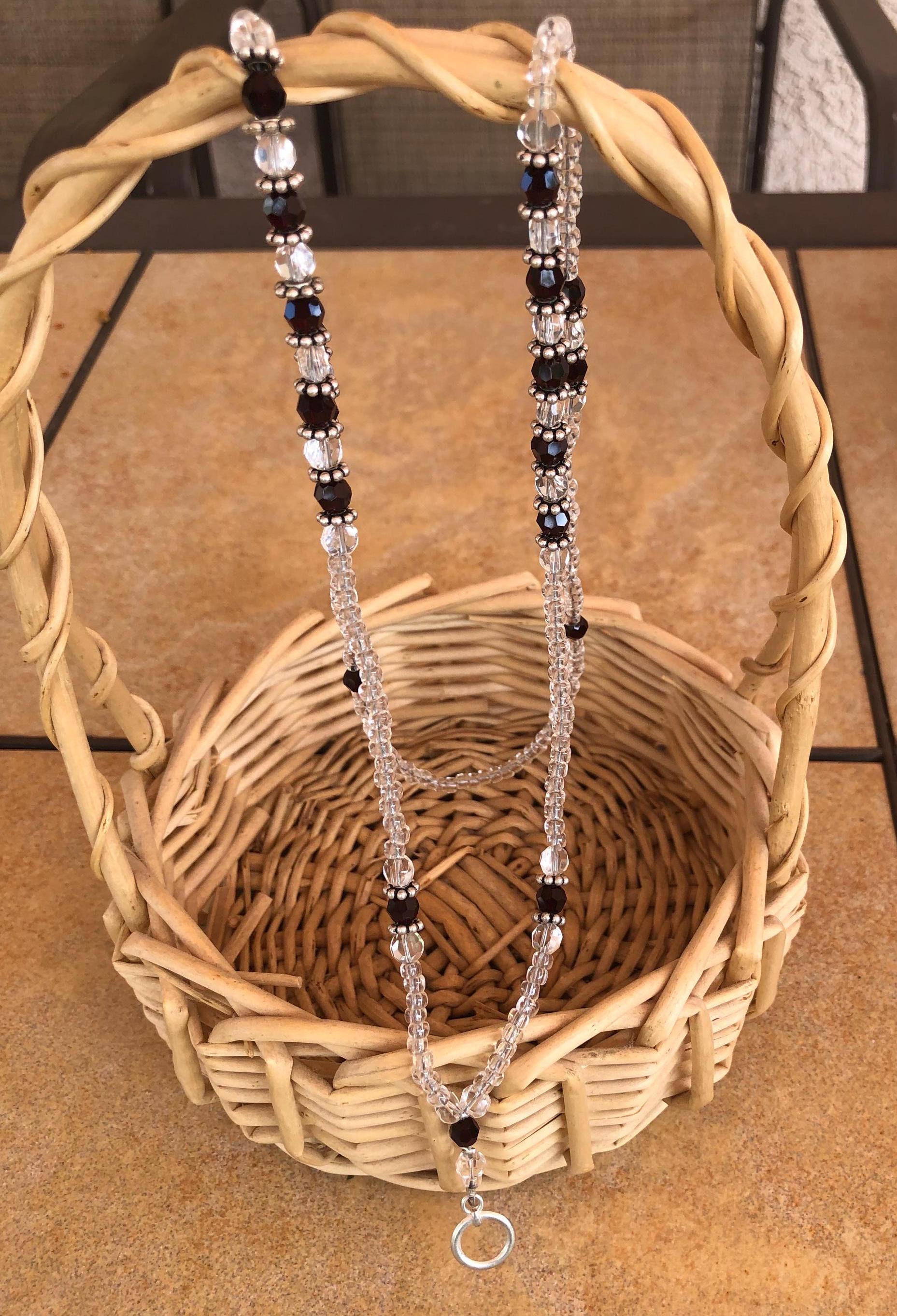 Perlen Lehrer Schlüsselband, Id Ausweishalter, Granat Kristall Pta Geschenk Für Lehrer, Schmuck Geschenk, Personalisiertes Mitarbeiter Perlen Lehrer Schlüsselband, Id Ausweishalter, Granat Kristall Pta Geschenk Für Lehrer, Schmuck Geschenk, Personalisiertes Mitarbeiter von WIGirlDesign