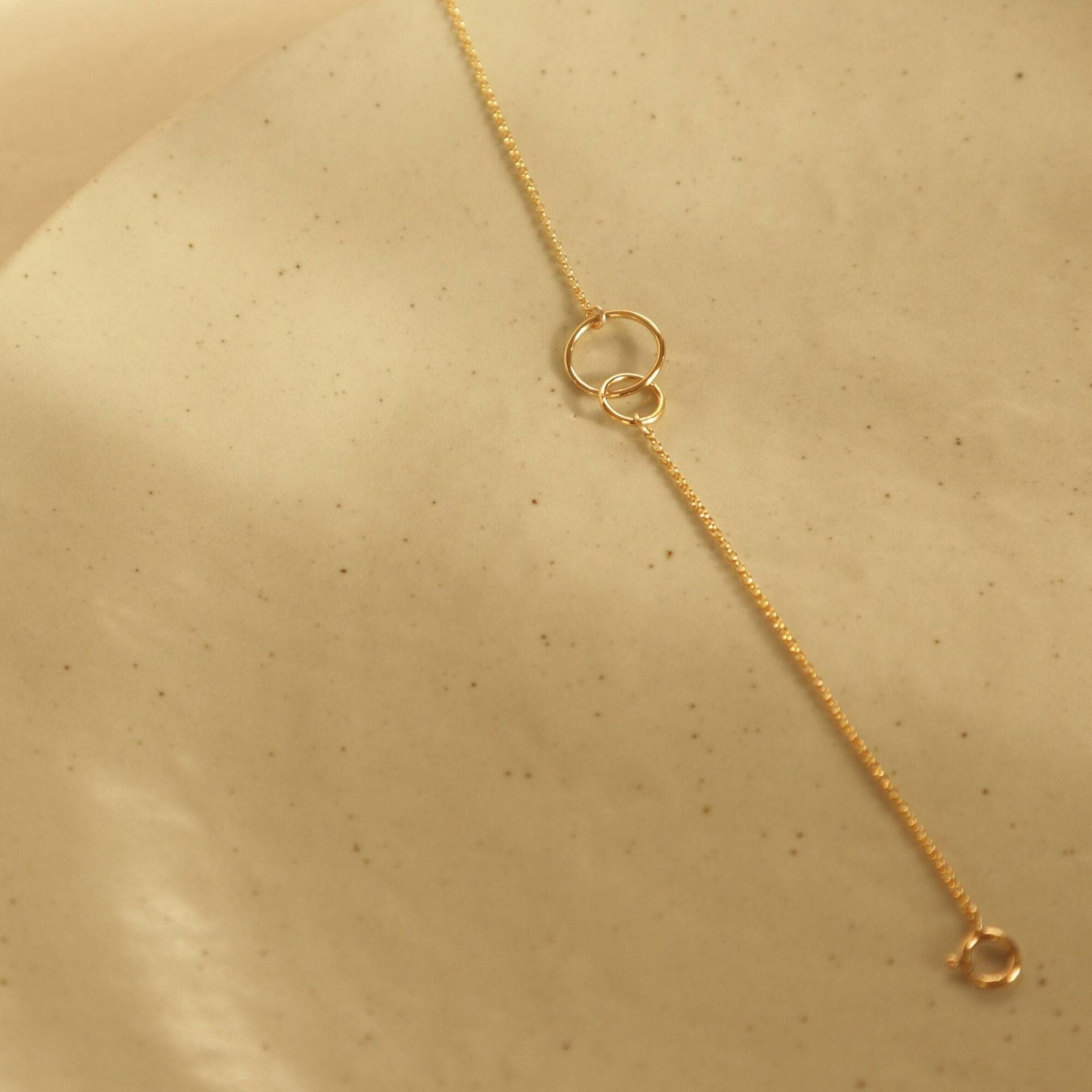 14K Gold Filled Freundschafts Armband, Zierliche Karma Kette, Infinity Linked Rings Minimalistisch, Geschenk Für Sie von WILDBIRDSJewelry