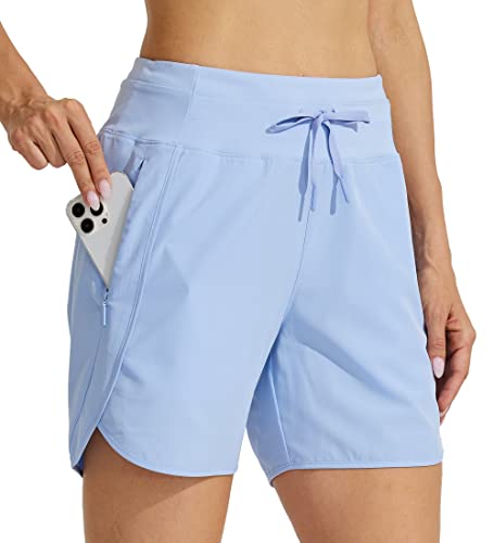 WILLIT Damen Shorts Sporthose Kurz Laufhose Sommer Laufshorts Wanderhose Schnelltrockene High Waisted Fitness Sport Running Reißverschlusstasche 5" Hellblau L von WILLIT