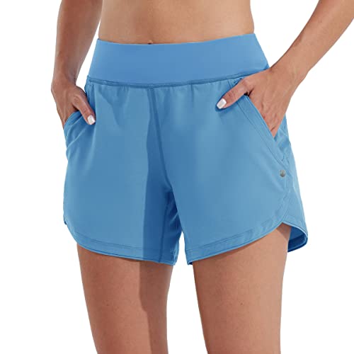 WILLIT Damen 5" Badeshorts Boardshorts UPF50+ Badehose High Waisted Schwimmshorts Badehose Schnell Trocknende UVA Schutz mit Liner Taschen Blau Größe 46 von WILLIT