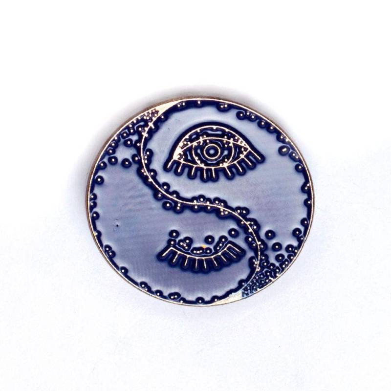 Karma Zahlung Soft Enamel Pin von WKNDRSFORLIFE