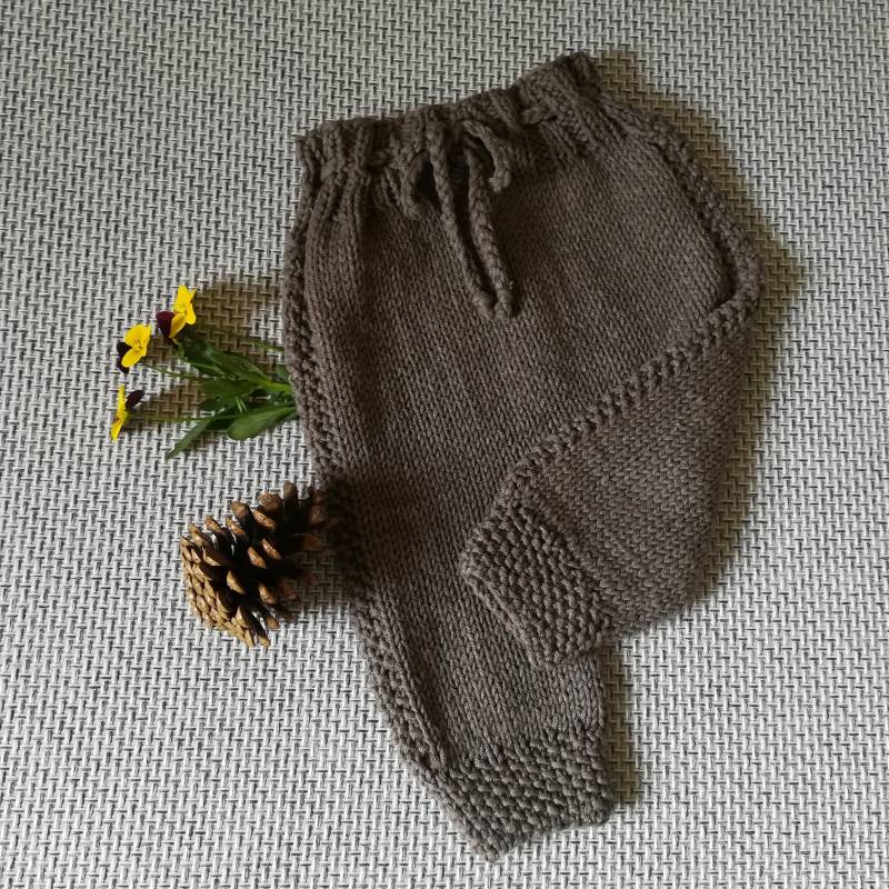 Handgestrickte Baumwolle Baby Hose Braune Strick Leggings, Vegan Freundlich von WLoveCreated