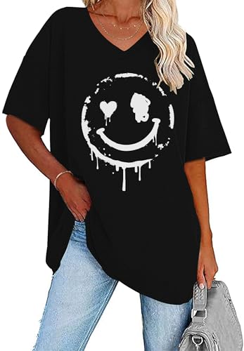 WNEEDU T-Shirt Damen Sommer Oversize Shirt Kurzarm V Ausschnitt Oberteile lässiges Top Schwarz Weißes Lächeln M WNEEDU T-Shirt Damen Sommer Oversize Shirt Kurzarm V Ausschnitt Oberteile lässiges Top Schwarz Weißes Lächeln M von WNEEDU