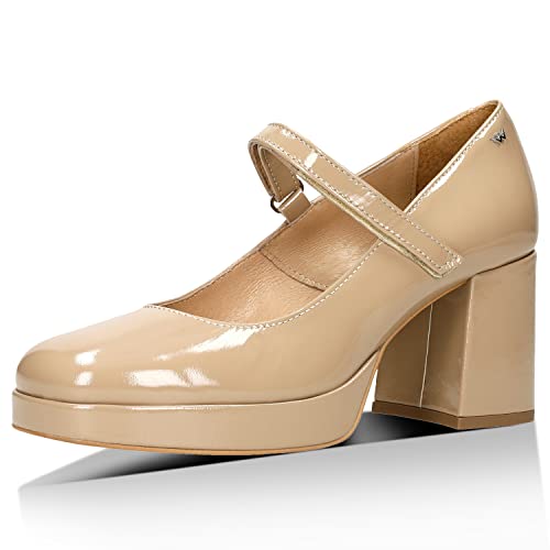 WOJAS - Damen Pumps I aus Lackleder Mary Jane I mit Hohen und Stabilen Blockabsatz I Dekorative Logo I Futter aus Schweins- und Ziegenleder I Schlupfschuhe I Ganzjahresmodell I 35083-34 - Beige, Gr.38 von WOJAS