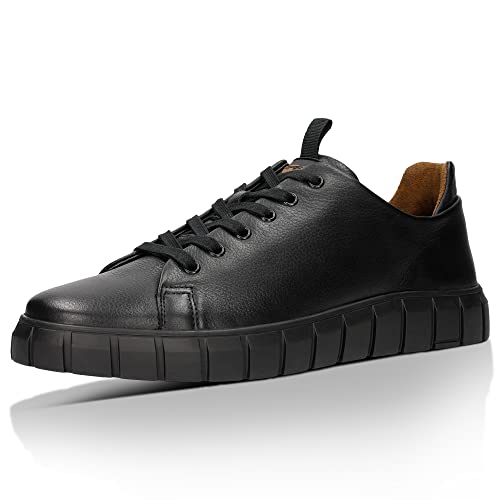 WOJAS - Herren Halbschuhe (Turnschuhe) I aus Glattleder I Modernistischem Design I Senkrechten Prägungen an den Seiten I Hohen Qualität I 10110-50 - Schwarz, Gr. 44 von WOJAS