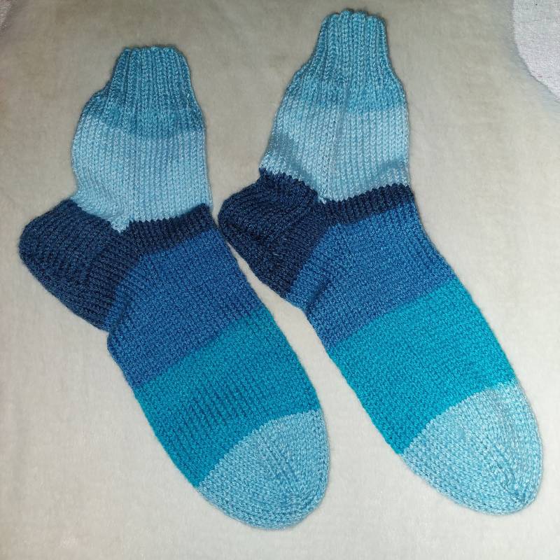 Socken Blau Gestreift, Unisex, Größe 42/43/44 von WOLLlustAccesoires