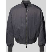 Wood Wood Bomberjacke mit Zweiwege-Reißverschluss in Mittelgrau, Größe XXL Wood Wood Bomberjacke mit Zweiwege-Reißverschluss in Mittelgrau, Größe XXL von Wood Wood