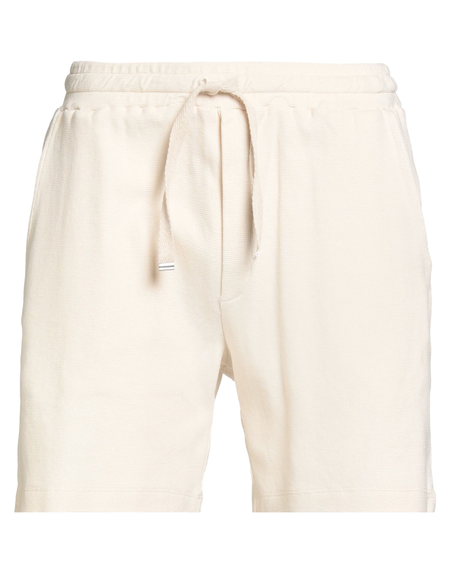 WOOL & CO Shorts & Bermudashorts Herren Cremeweiß von WOOL & CO