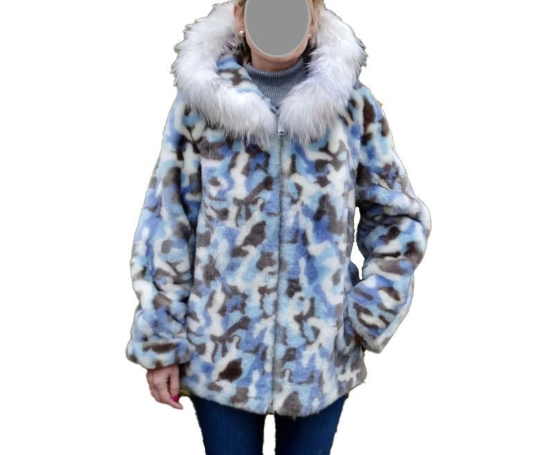Echter Weicher Mouton Fell Shearling Schaffell Kapuzenpullover Winter Warm Süßer Damen Mantel Mit Arctic Fox Multi-Color M/L Echter Weicher Mouton Fell Shearling Schaffell Kapuzenpullover Winter Warm Süßer Damen Mantel Mit Arctic Fox Multi-Color M/L von WOOL2bear