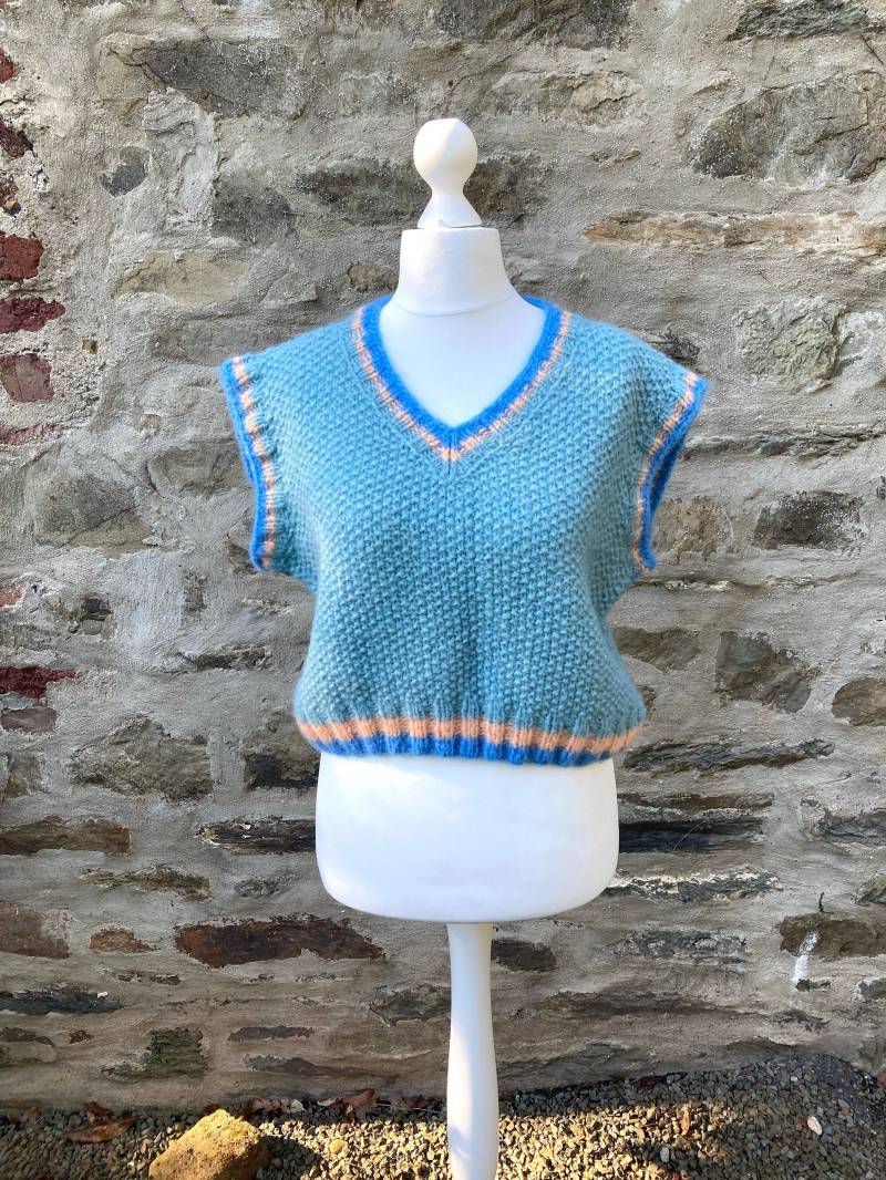 Pullunder „Alpaca Dream", in Wunderbar Weicher Alpaka-Schurwolle Mischung Handgestrickt. Größe 38-40 von WOOLBLOOMY