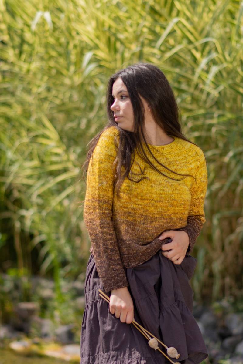 Nr. 7 - Alpaka Handgestrickter Damen Pullover von WOOLENTO