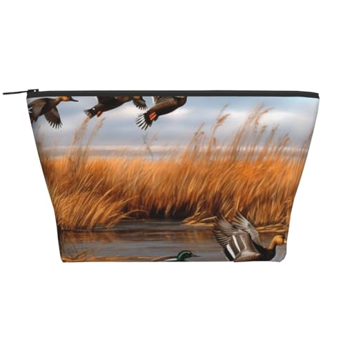 Opossum in Snow Print Make-up Tasche Trapezoid Reise Kosmetik Organizer Stilvolle Aufbewahrung für Schönheit & Geschenke für Frauen Mädchen, Jagd fliegende Wildente 2, Einheitsgröße, Kosmetiktasche von WPUTY