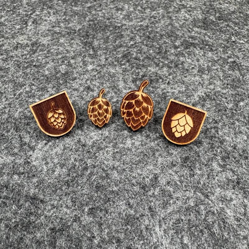 Holz Anstecker Pin Brosche Hutnadel Tracht Lederhose Dirndl Hut Janker Trachtenweste Cap Bayern Hopfen Kirwa Kärwa Oktoberfest Dult Wiesn Holz Anstecker Pin Brosche Hutnadel Tracht Lederhose Dirndl Hut Janker Trachtenweste Cap Bayern Hopfen Kirwa Kärwa Oktoberfest Dult Wiesn von WTOMshop