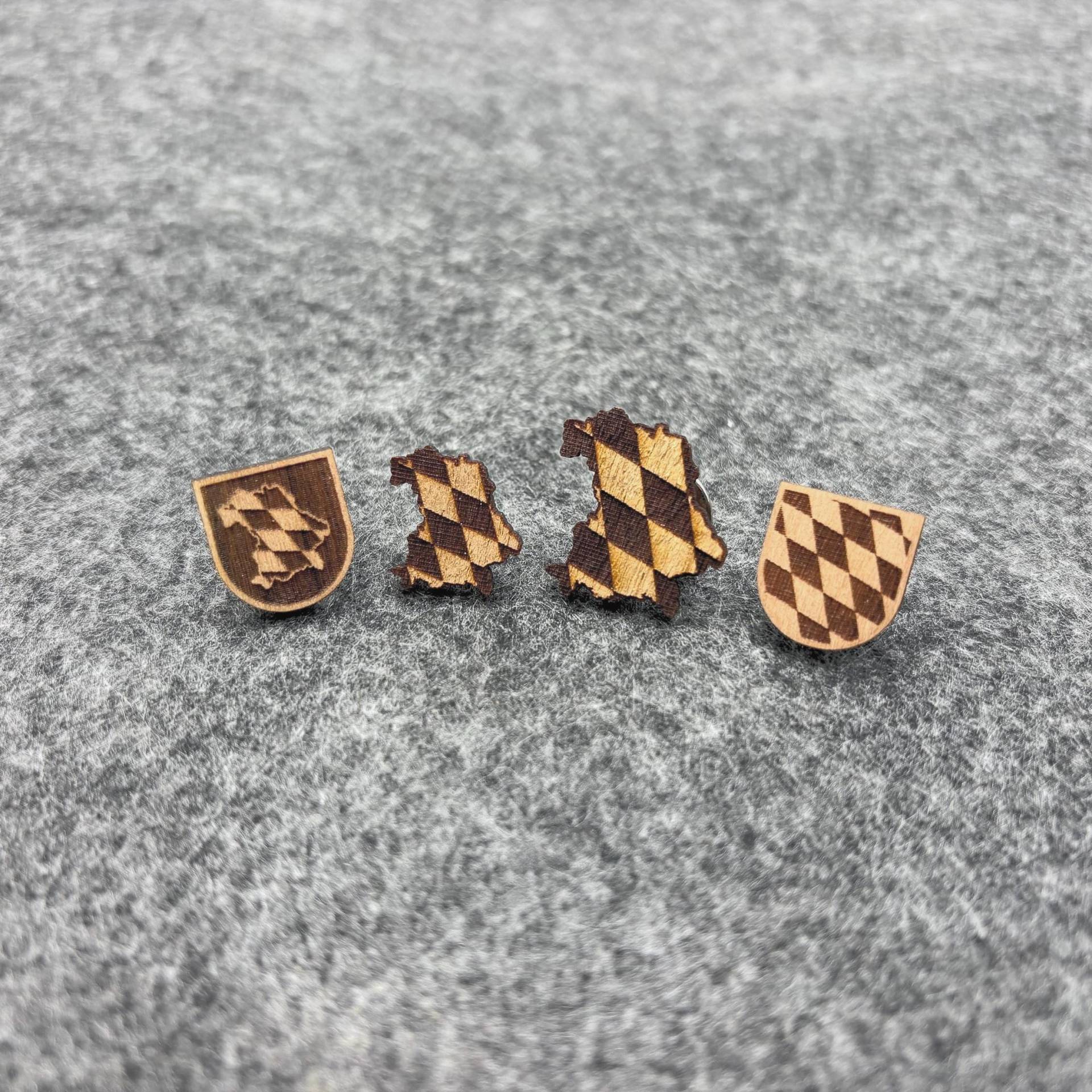 Holz Anstecker Pin Brosche Hutnadel Tracht Lederhose Dirndl Hut Janker Trachtenweste Cap Bayern Rauten Kirwa Kärwa Oktoberfest Dult Wiesn Holz Anstecker Pin Brosche Hutnadel Tracht Lederhose Dirndl Hut Janker Trachtenweste Cap Bayern Rauten Kirwa Kärwa Oktoberfest Dult Wiesn von WTOMshop