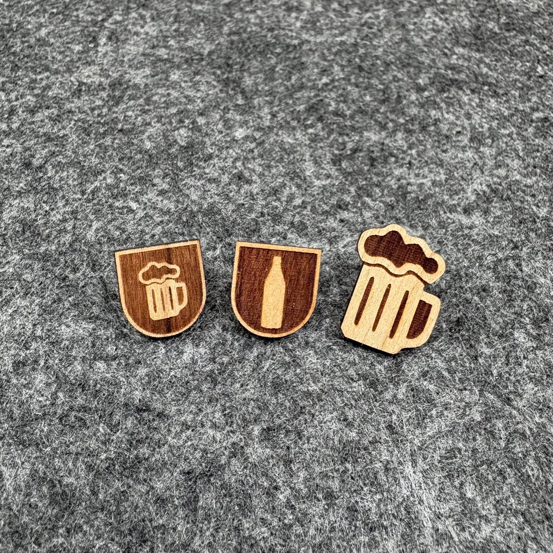 Holz Anstecker Pin Brosche Hutnadel Tracht Lederhose Dirndl Hut Janker Trachtenweste Cap Bier Halbe Maß Kirwa Kärwa Oktoberfest Dult Wiesn Holz Anstecker Pin Brosche Hutnadel Tracht Lederhose Dirndl Hut Janker Trachtenweste Cap Bier Halbe Maß Kirwa Kärwa Oktoberfest Dult Wiesn von WTOMshop