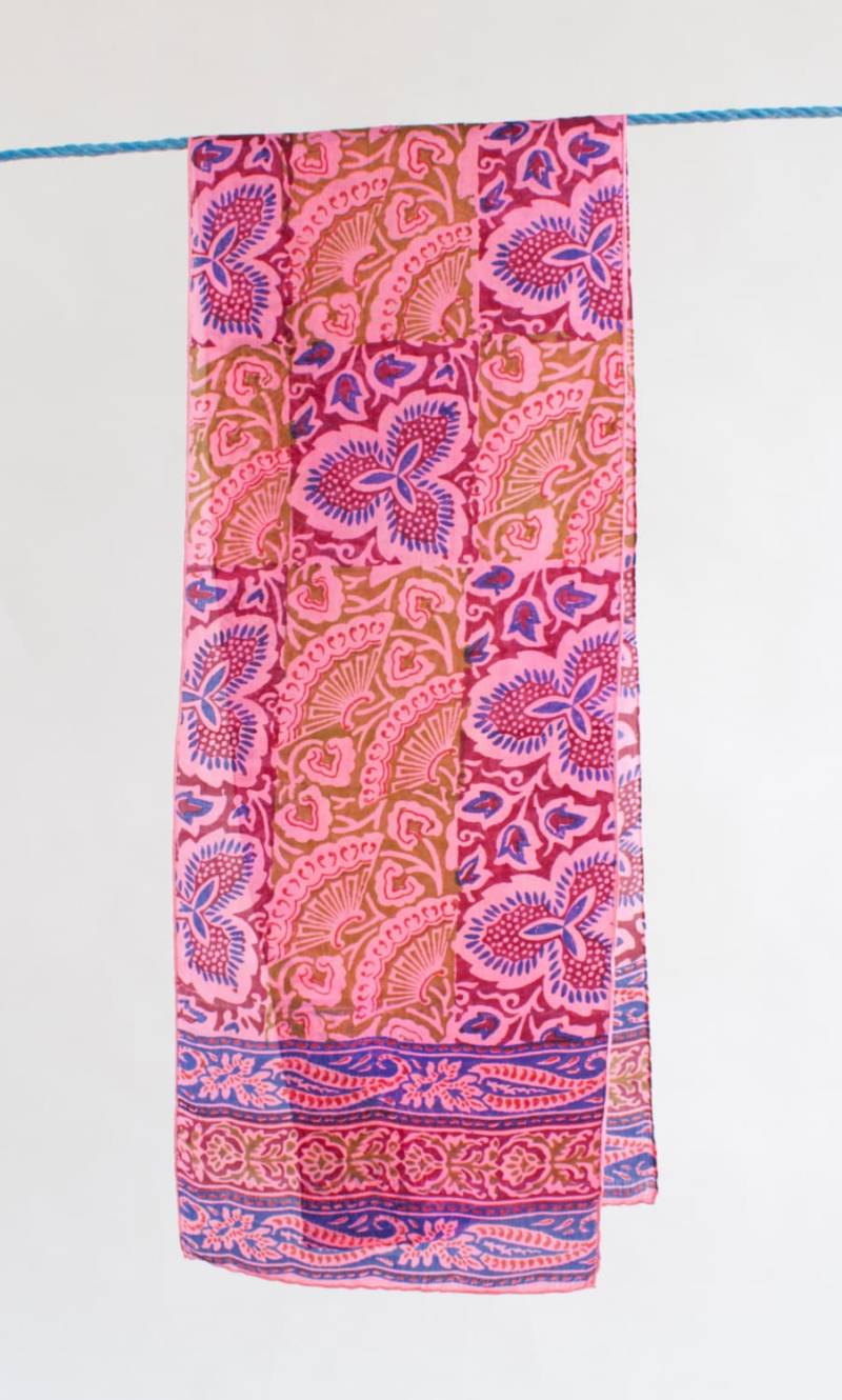 Lange Vintage Seide Retro Floral Rosa Transculenten Seidenschal von WUNDERRAG