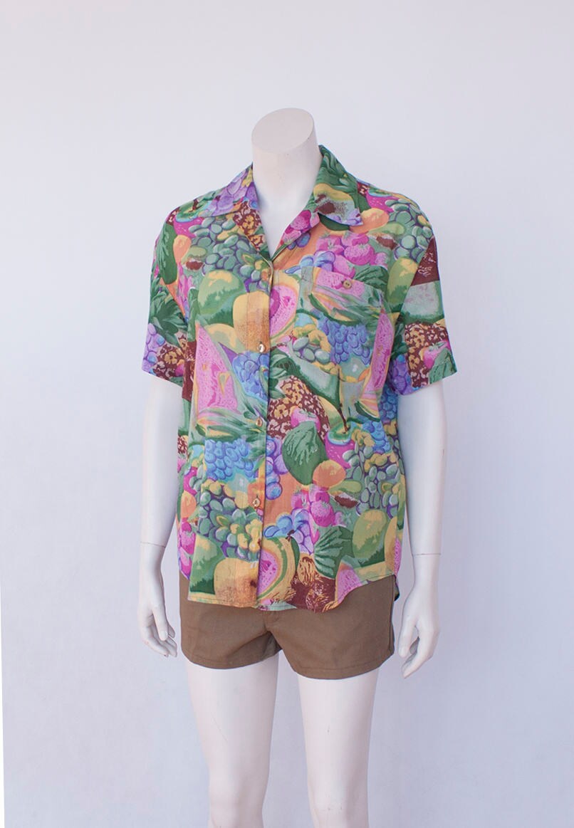 Retro Button Up Shirt, Kurzarm Buntes Floral Vintage Blumen Und Früchte, Frau M Bluse Aus Leichter Baumwolle Retro Button Up Shirt, Kurzarm Buntes Floral Vintage Blumen Und Früchte, Frau M Bluse Aus Leichter Baumwolle von WUNDERRAG