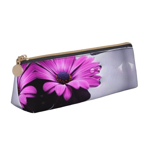 WXWJSHMGC Federmäppchen aus Leder, mit Blumenmuster, personalisierbar, tragbar, großes Fassungsvermögen, für Mädchen und Jungen, Violett WXWJSHMGC Federmäppchen aus Leder, mit Blumenmuster, personalisierbar, tragbar, großes Fassungsvermögen, für Mädchen und Jungen, Violett von WXWJSHMGC