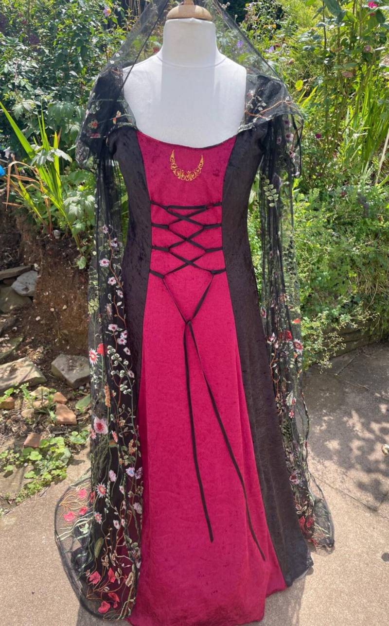 Abiballkleid Mittelalter Mittelalterkleid Gothic Mittelalter-Hochzeitskleid von WYTCHHAZE