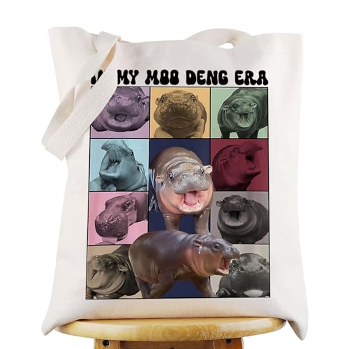 WZMPA Moo Deng Tragetasche Moo Deng Lover Gift In My Moo Deng Era Wiederverwendbare Einkaufstasche Thailand Moo Deng Merchandise, Moo Deng Tg, medium von WZMPA