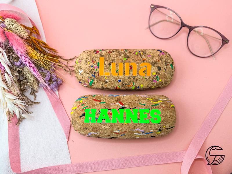 Personalisiertes, Individuelles Brillenetui Mit Namen | Brillenschachtel Weihnachten Geburtstag Geschenk Bunt Kork Cork Recycelt von WaalinaDesign