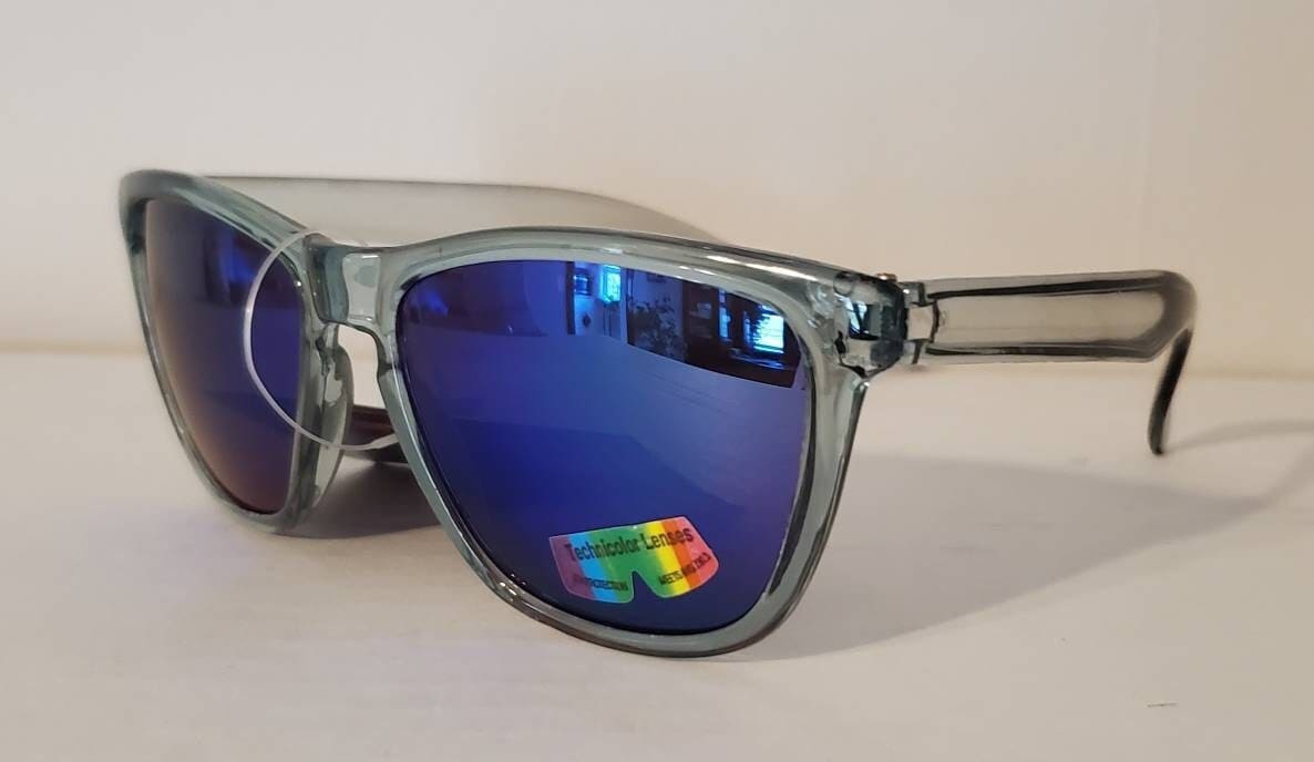 Fun Sonnenbrillen // Klare Rahmen Regenbogen Technicolor Gläser Beach Shades Party Wayfarer von WadesRadShades