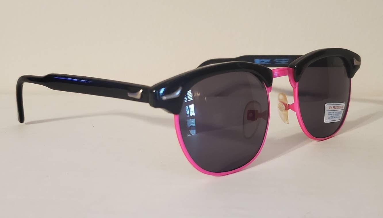 Vintage Sonnenbrille // Browline Club Master Shades Neon Pinke Fassungen Buntes Partykostüm Mädchen Brille Vtg von WadesRadShades