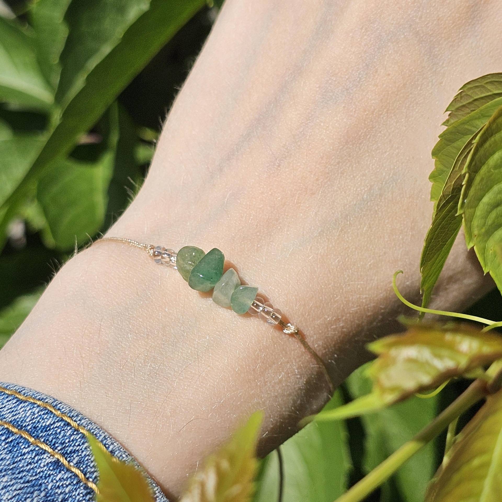 Aventurin Armband/Glücksbringer Kraftarmband Mutmacher Handgemachter Edelsteinschmuck Dünnes Filigran Yoga Meditation Aventurin Armband/Glücksbringer Kraftarmband Mutmacher Handgemachter Edelsteinschmuck Dünnes Filigran Yoga Meditation von WakaiGirl
