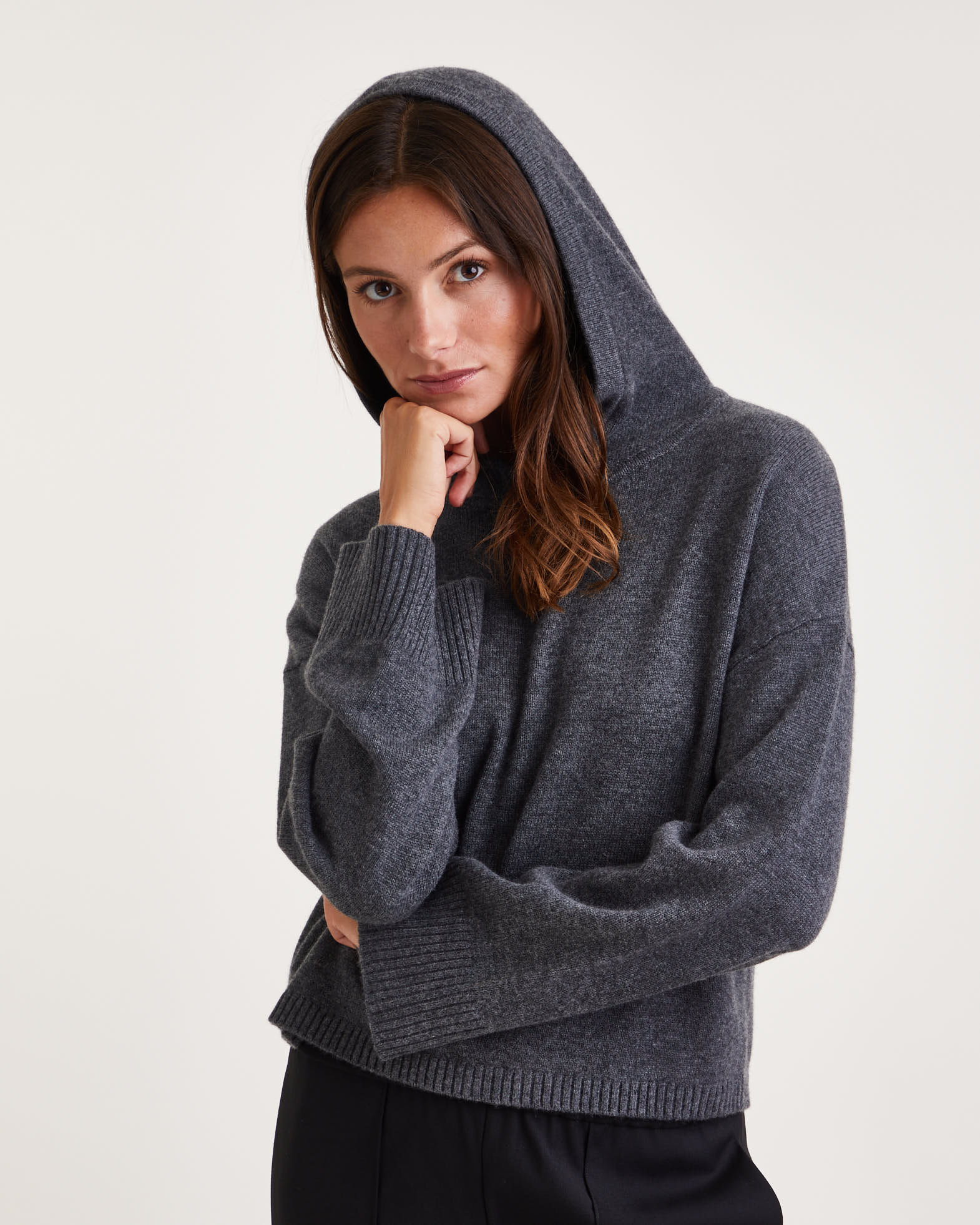 Wakakuu Icons Hoodie Solange Grey Wakakuu Icons Hoodie Solange Grey von Wakakuu Icons