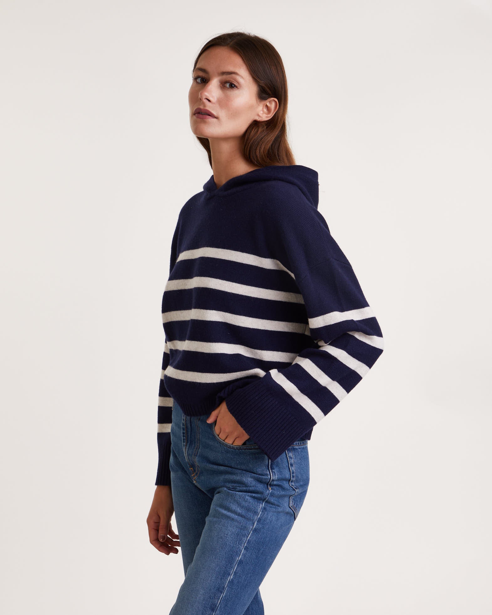 Wakakuu Icons Sweater Solange Stripe Hoodie Navy Wakakuu Icons Sweater Solange Stripe Hoodie Navy von Wakakuu Icons