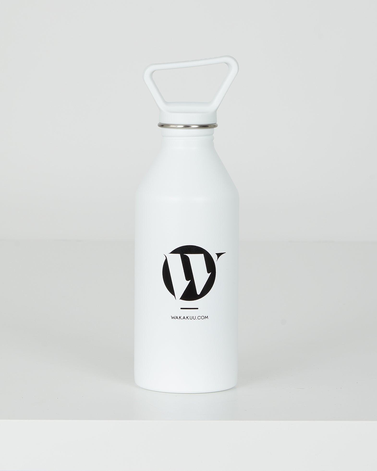 Wakakuu Icons Water Bottle Wakakuu Icons White von Wakakuu Icons