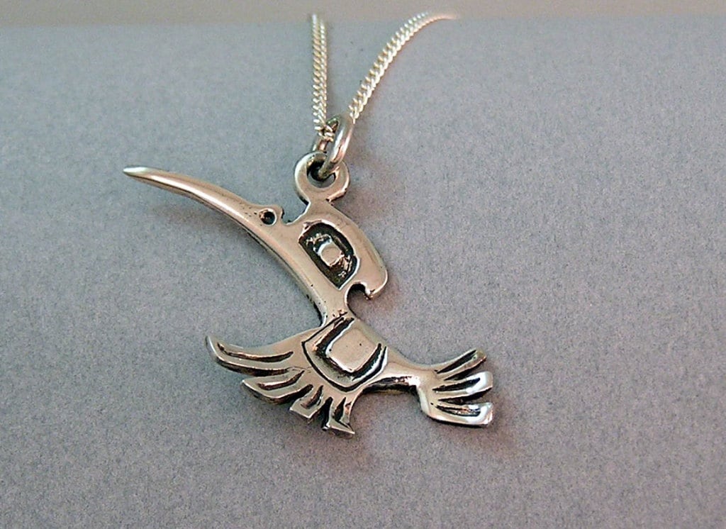 sterling Silber Kolibri Anhänger, Wachsverlust, Design 609 Ist 1 Zoll Lang Und 1/2 Breit. Kommt Mit Einer 18 Kette sterling Silber Kolibri Anhänger, Wachsverlust, Design 609 Ist 1 Zoll Lang Und 1/2 Breit. Kommt Mit Einer 18 Kette von WalkerGoldsmiths