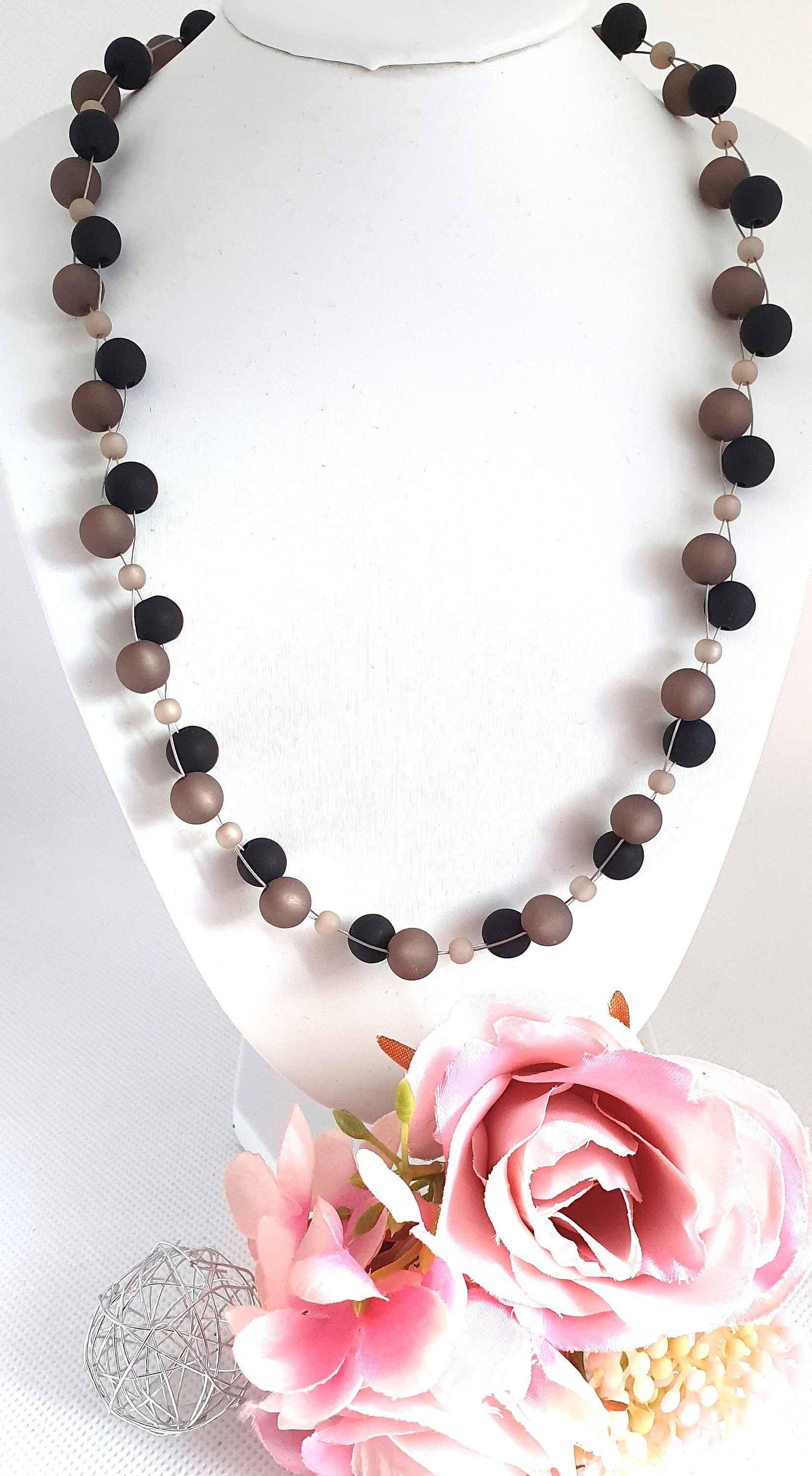 Kette, Perlenkette Grau Schwarz, Silberkette Mit Polaris Perlen, Statement Perlenschmuck Modern, Unikat Weihnachtsgeschenk Kette, Perlenkette Grau Schwarz, Silberkette Mit Polaris Perlen, Statement Perlenschmuck Modern, Unikat Weihnachtsgeschenk von WalkersWunderWerke