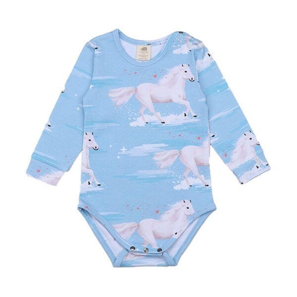 Nachhaltiger Walkiddy Langarm Body - White Horses Blau - Öko-Babymode – GOTS zertifiziert von Walkiddy