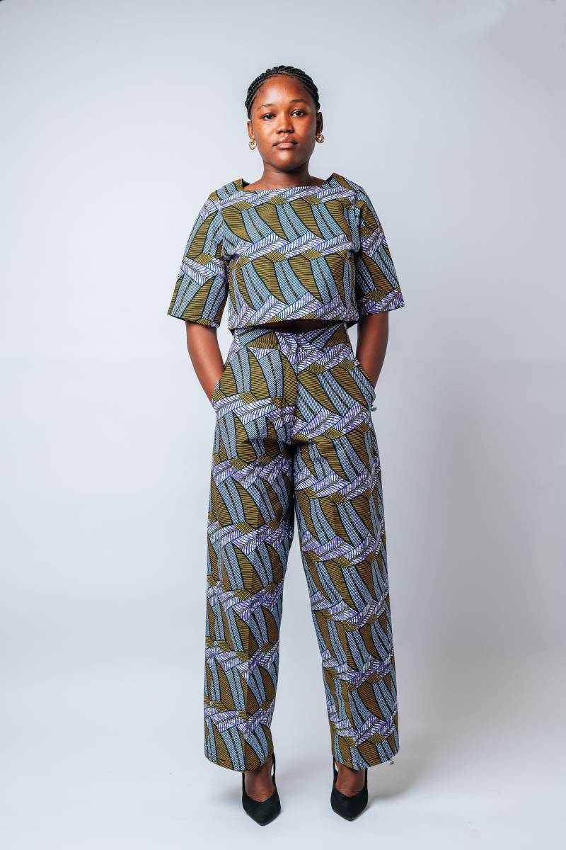 Ankara Zweiteiler-Set Traditionelles Crop-Top & Palazzohose von WallRitual