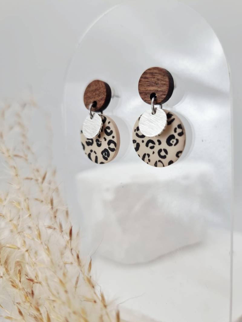 Kleine Leo-Ohrhänger Kleine Leo-Ohrhänger von WallisKunstwerkstatt