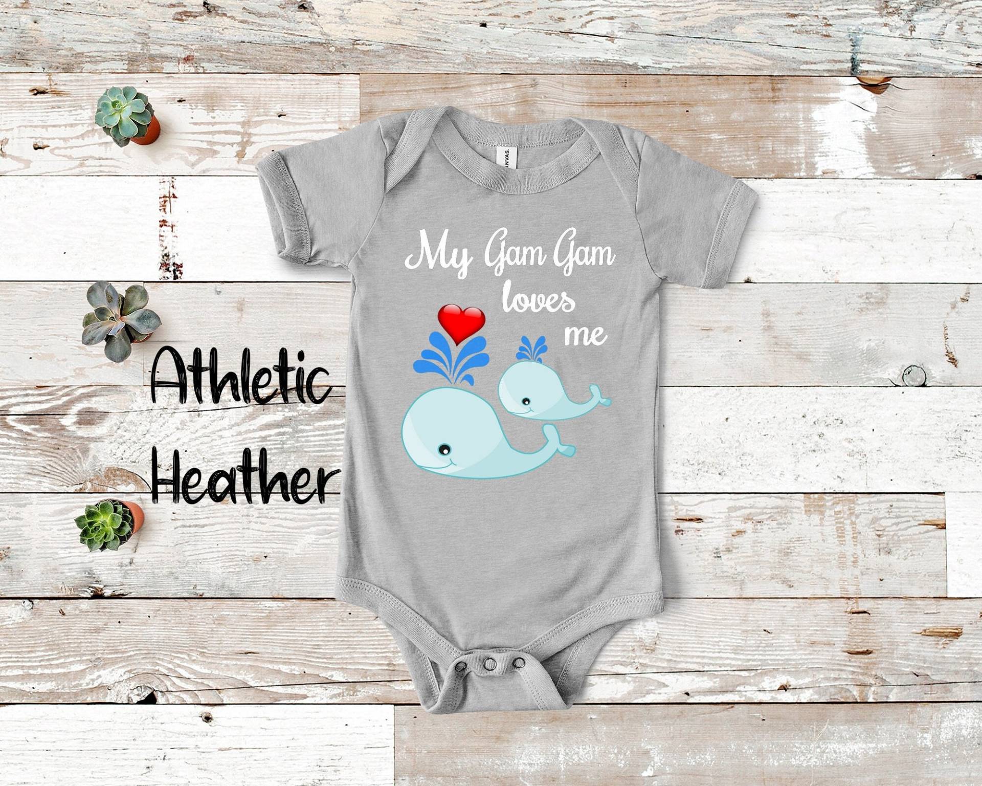 Gam Loves Me Süßer Wal Baby Bodysuit, Tshirt Oder Kleinkind Shirt Besonderes Großmutter Geschenk Schwangerschaft Ankündigung von WalltoWallMall