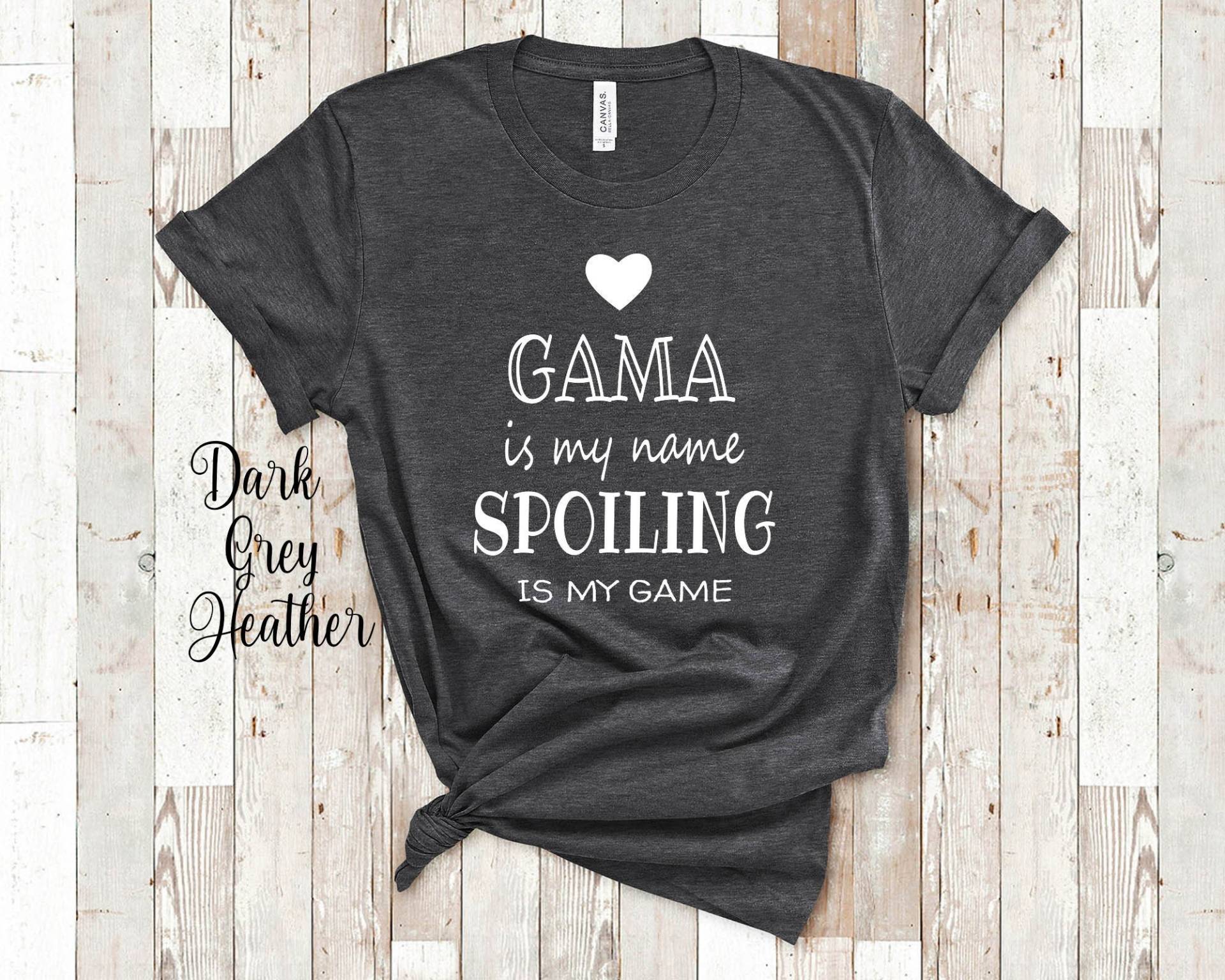 Gama Is My Name Grandma Tshirt Besondere Großmutter Geschenkidee Für Muttertag, Geburtstag, Weihnachten Oder Schwangerschaftsmitteilung von WalltoWallMall