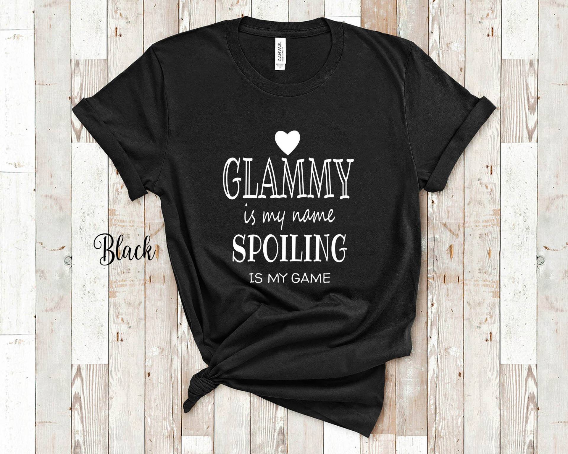 Glammy Is My Name Grandma Tshirt Besondere Großmutter Geschenkidee Für Muttertag, Geburtstag, Weihnachten Oder Schwangerschaftsmitteilung von WalltoWallMall