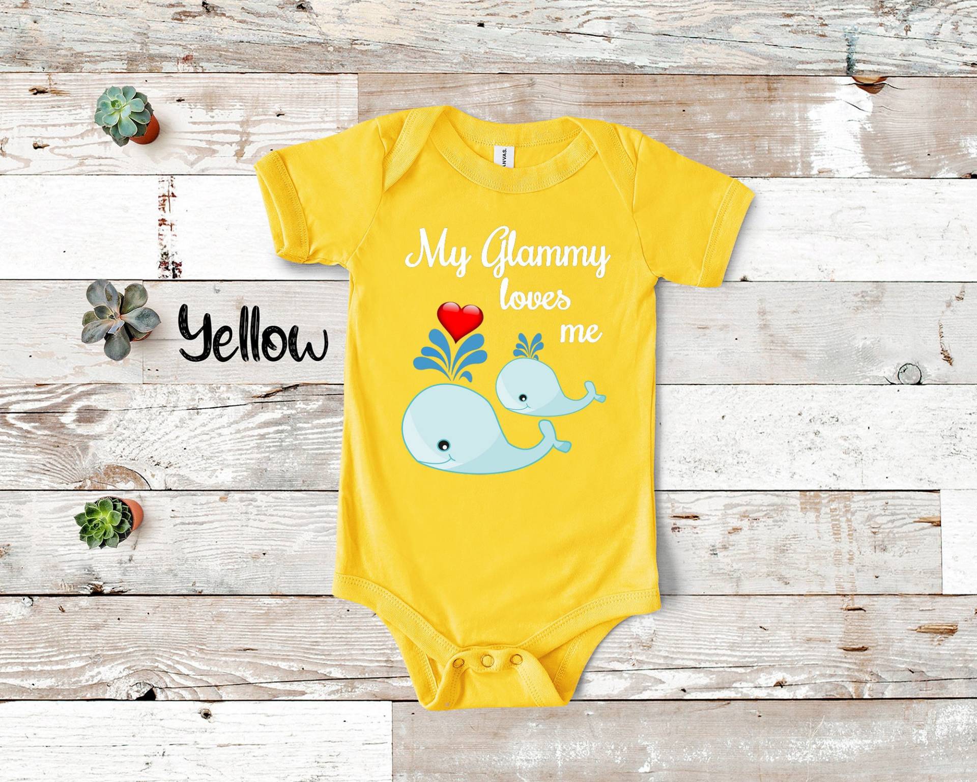 Glammy Loves Me Süßer Wal Baby Body, Tshirt Oder Kleinkind Shirt Besonderes Großmutter Geschenk Schwangerschaft Ankündigung von WalltoWallMall