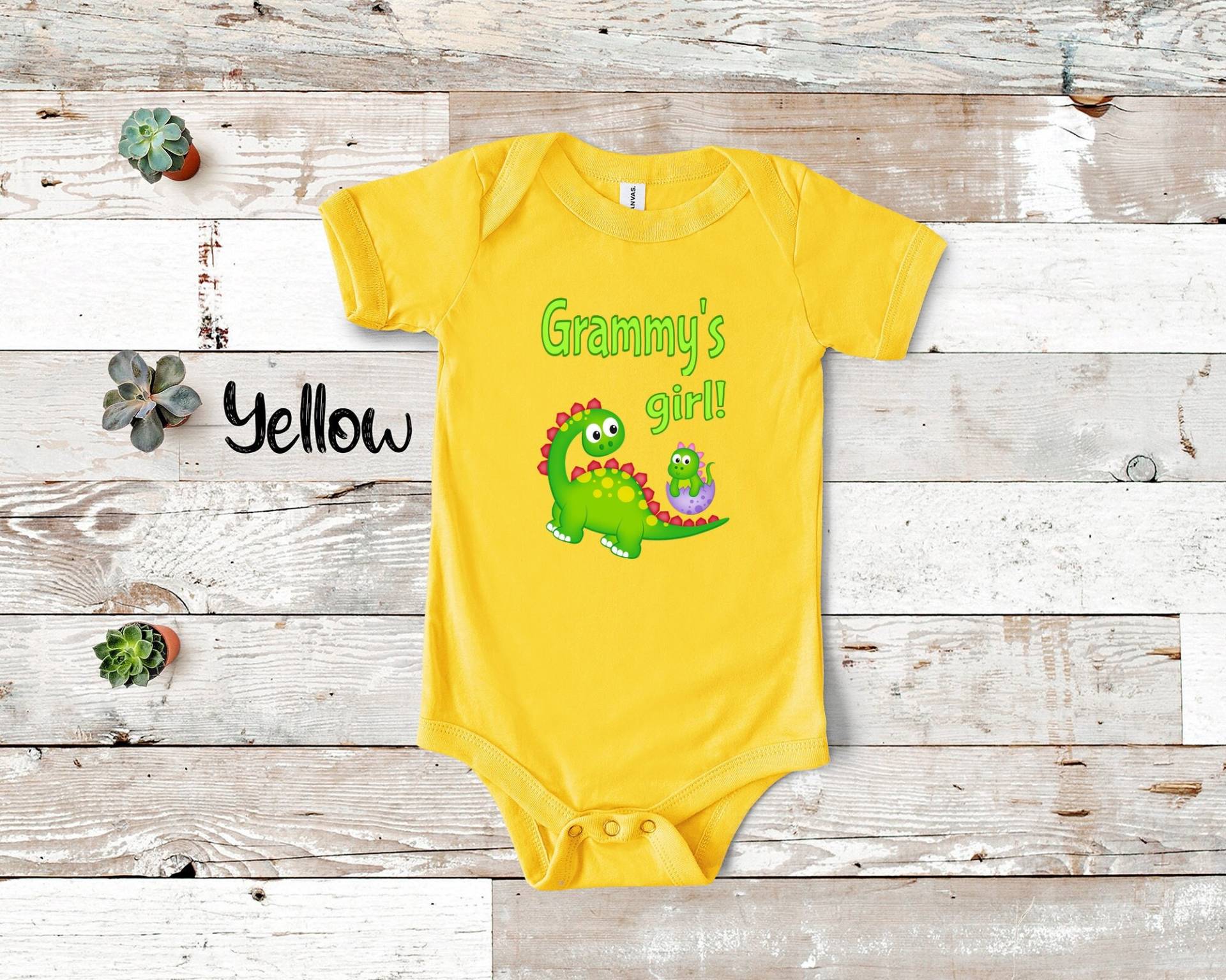 Grammy's Girl Süßer Oma Name Dinosaurier Baby Body, Tshirt Oder Kleinkind Shirt Für Ein Besonderes Großmutter Geschenk Schwangerschaft Ankündigung von WalltoWallMall